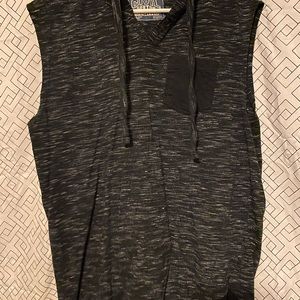 No sleeve hoodie shirt